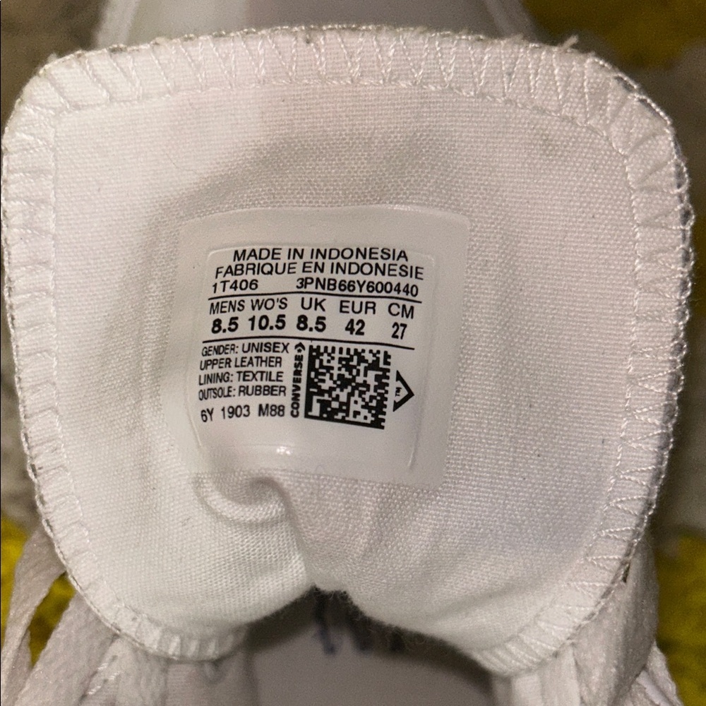 All Star Converse Classic White Leather High-Top’s - Picture 8 of 9